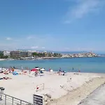 Luxury Seaview Belvedere, Apt A Αντίμπ