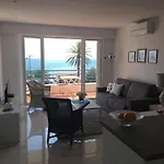 Luxury Seaview Belvedere, Apt A Αντίμπ