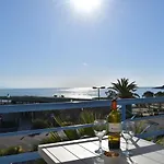 Luxury Seaview Belvedere, Apt A Αντίμπ