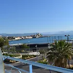 Luxury Seaview Belvedere, Apt A * Αντίμπ