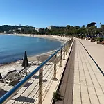 Luxury Seaview Belvedere, Apt A