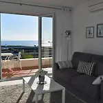 Luxury Seaview Belvedere, Apt A Αντίμπ