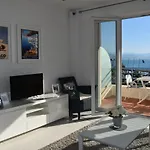 Luxury Seaview Belvedere, Apt A Διαμέρισμα