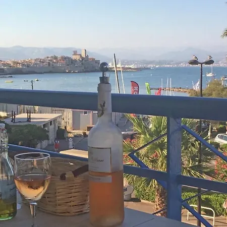 Luxury Seaview Belvedere, Apt A Daire Antibes