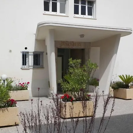 Luxury Seaview Belvedere, Apt A Daire Antibes